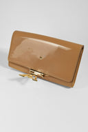 Louis Vuitton • Louise Clutch in Noisette Vernis