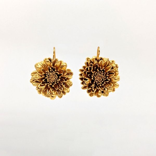 Thallo Crysanthe Gold Earrings