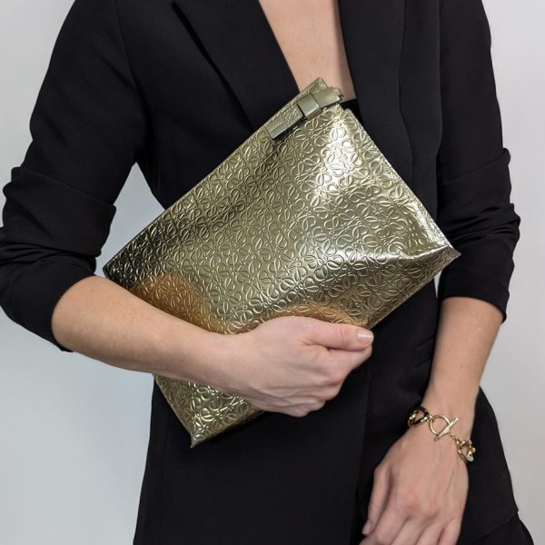 Loewe Anagram Repeat T Pouch Clutch Patent Gold